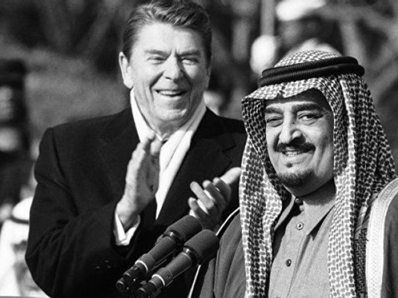 اضغط لمشاهدة الفيديو: الملك فهد في زيارة لفرنسا عام 1977، فيديو نادر